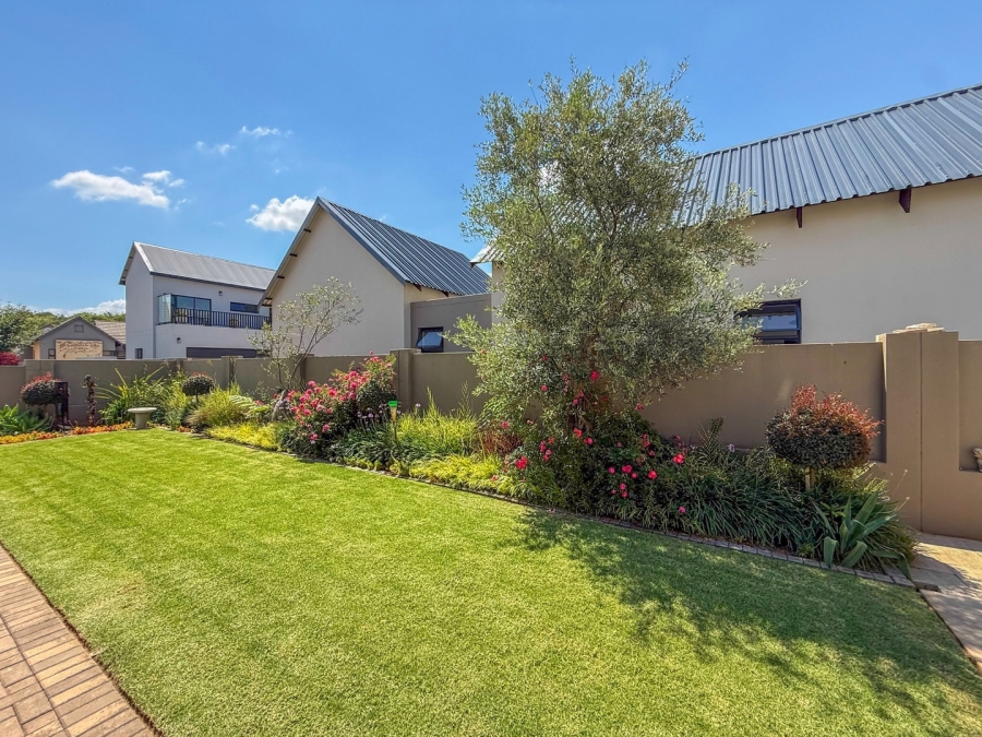 4 Bedroom Property for Sale in Leloko Lifestyle Estate North West